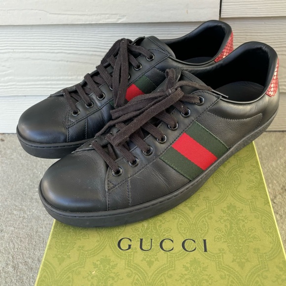 Gucci Ace Black Stripe Sneakers - Picture 2 of 9